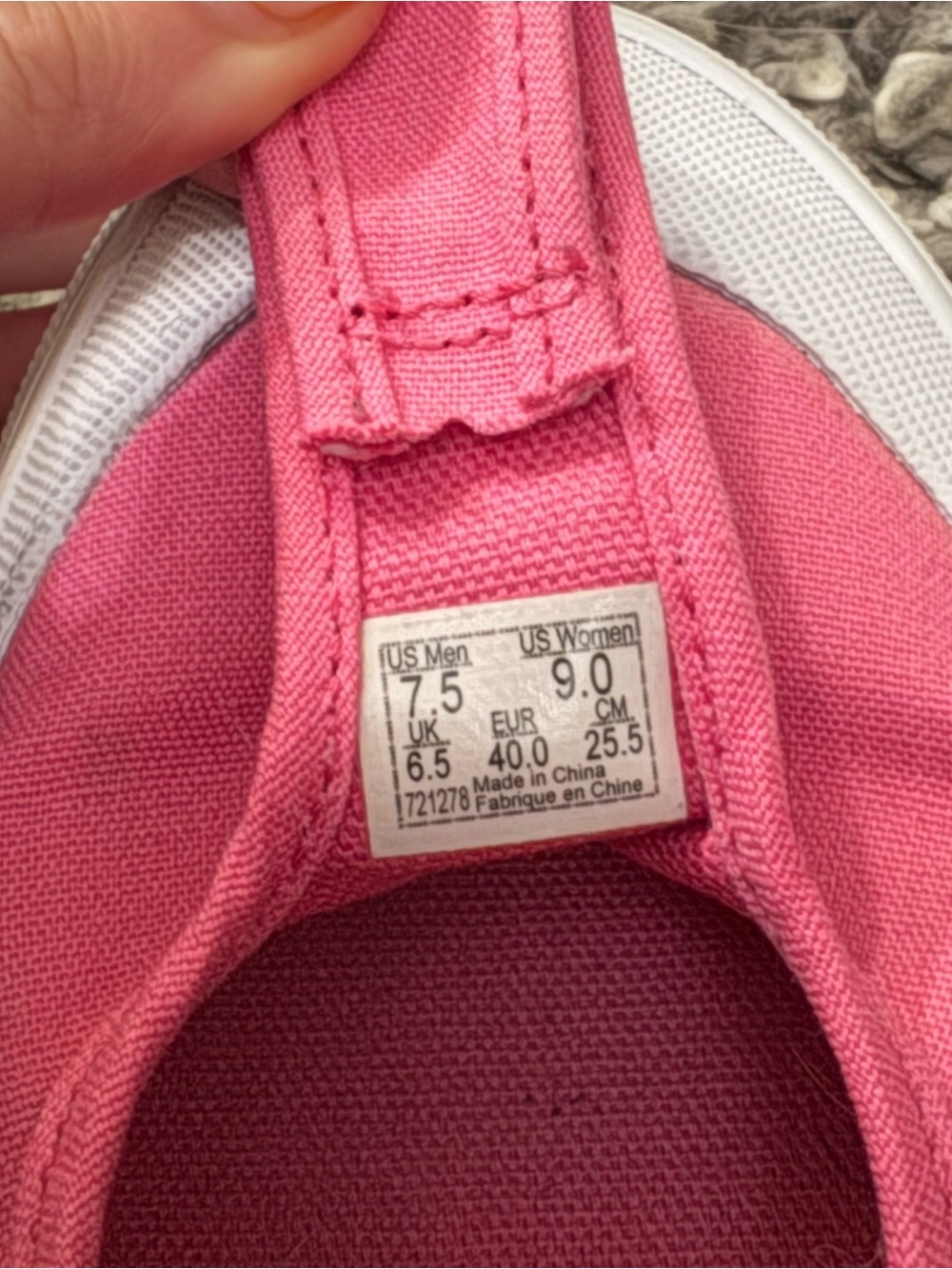 Vans - Picture 3 of 3